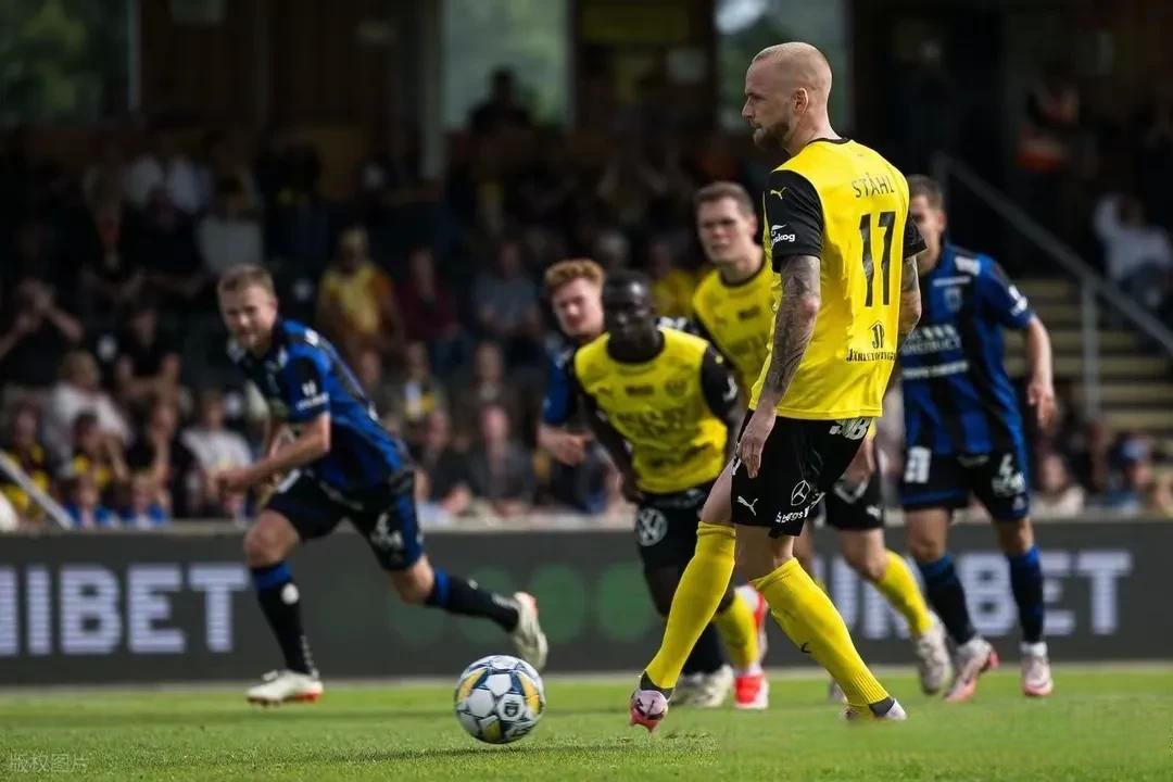 英雄联盟竞猜-赛地聚焦——中超清晨热度飙升；勒沃库森豪取连胜；气氛紧张；年轻球员得到机会的简单介绍